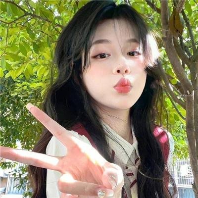 他的模样